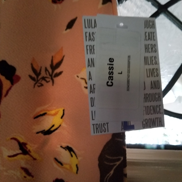 Skirt - Picture 2 of 3